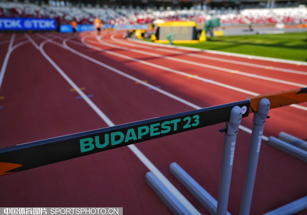 英超第19輪紐卡斯爾1-1曼聯 聖馬克西曼閃電破門卡瓦尼替補扳平.